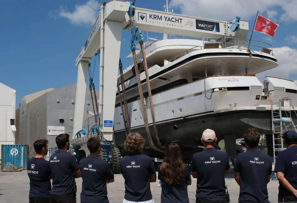 New pictures showcase the 44m Proteksan Costa Magna refit at KRM