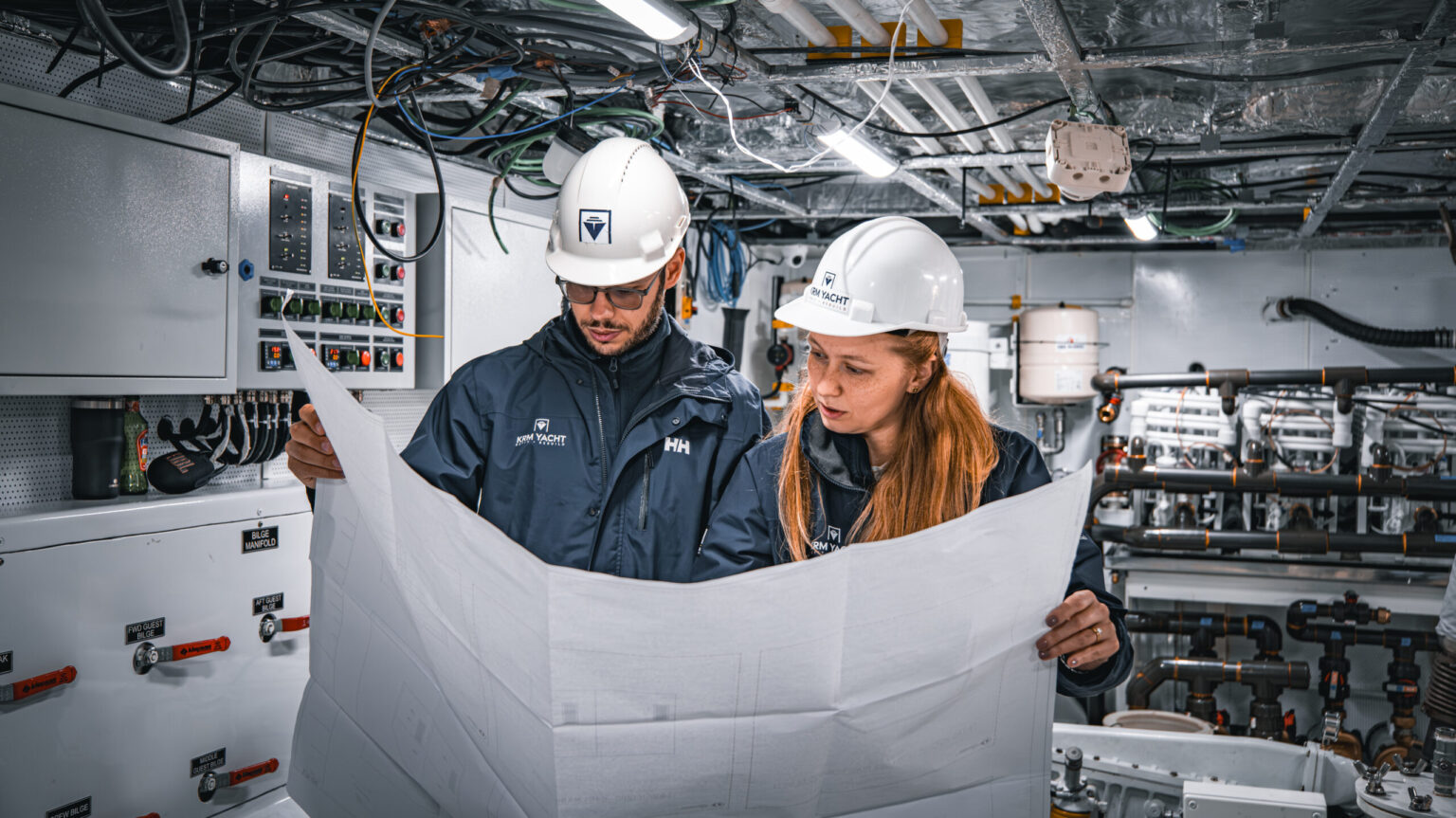 PROJECT REVIEW ONBOARD A SUPERYACHT DURING A REFIT